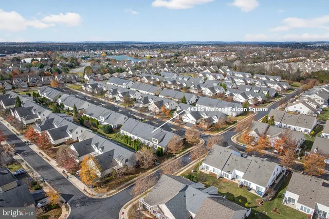$635,000 | 44385 Maltese Falcon Square, Ashburn, VA 20147