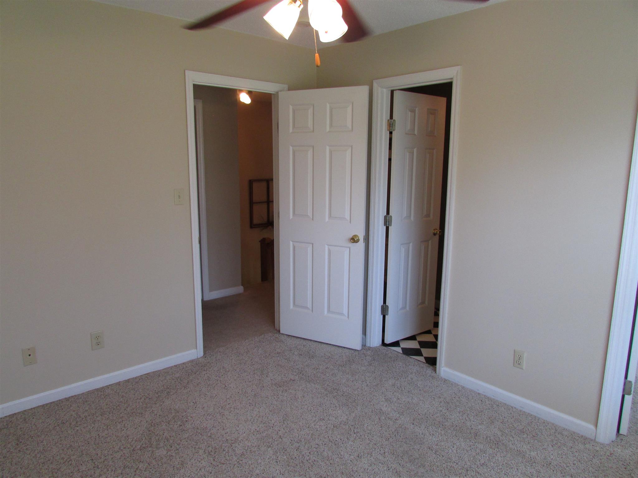 1550 Center Star Road Columbia, TN 38401 - Photo 15 of 30 an empty room with a bathroom