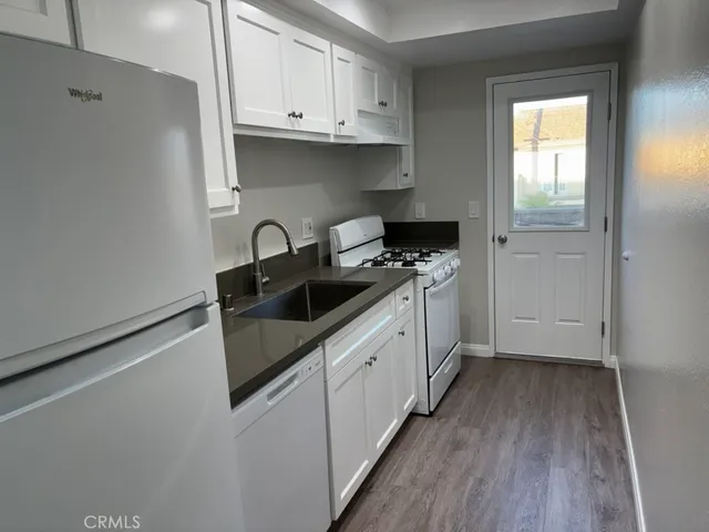 $2,295 | 16971 Hoskins Lane, Unit 2, Huntington Beach, CA 92649