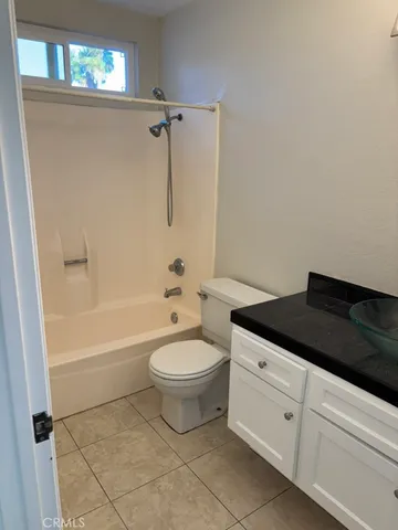 $2,295 | 16971 Hoskins Lane, Unit 2, Huntington Beach, CA 92649
