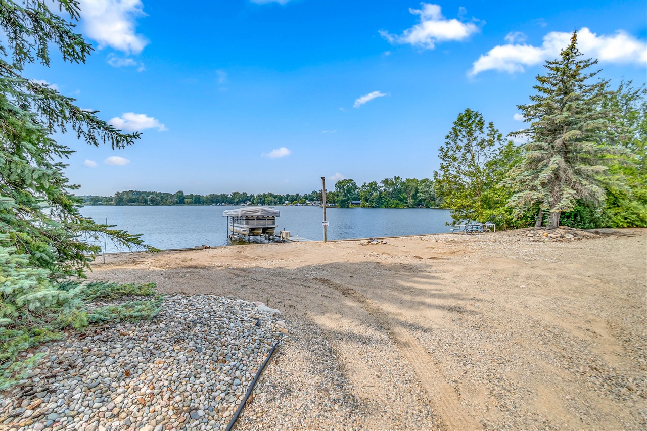 214 Narrows Road Coldwater, MI 49036 - Photo 10 of 82