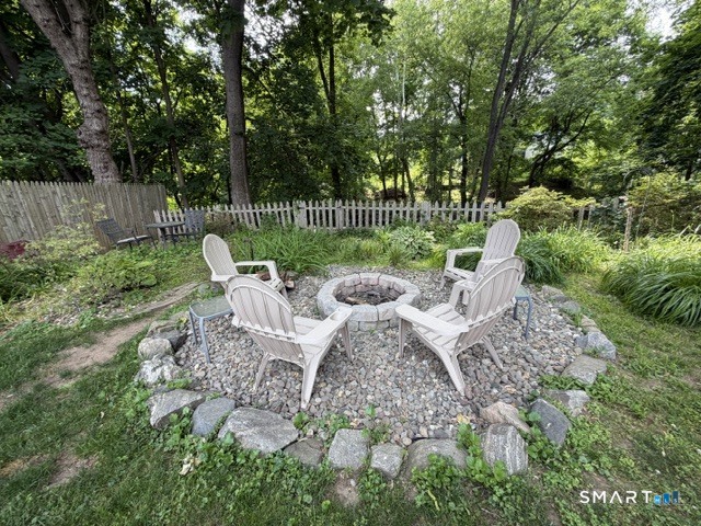 102 Old Barn Road West Stamford, CT 06905 - Photo 13 of 14
