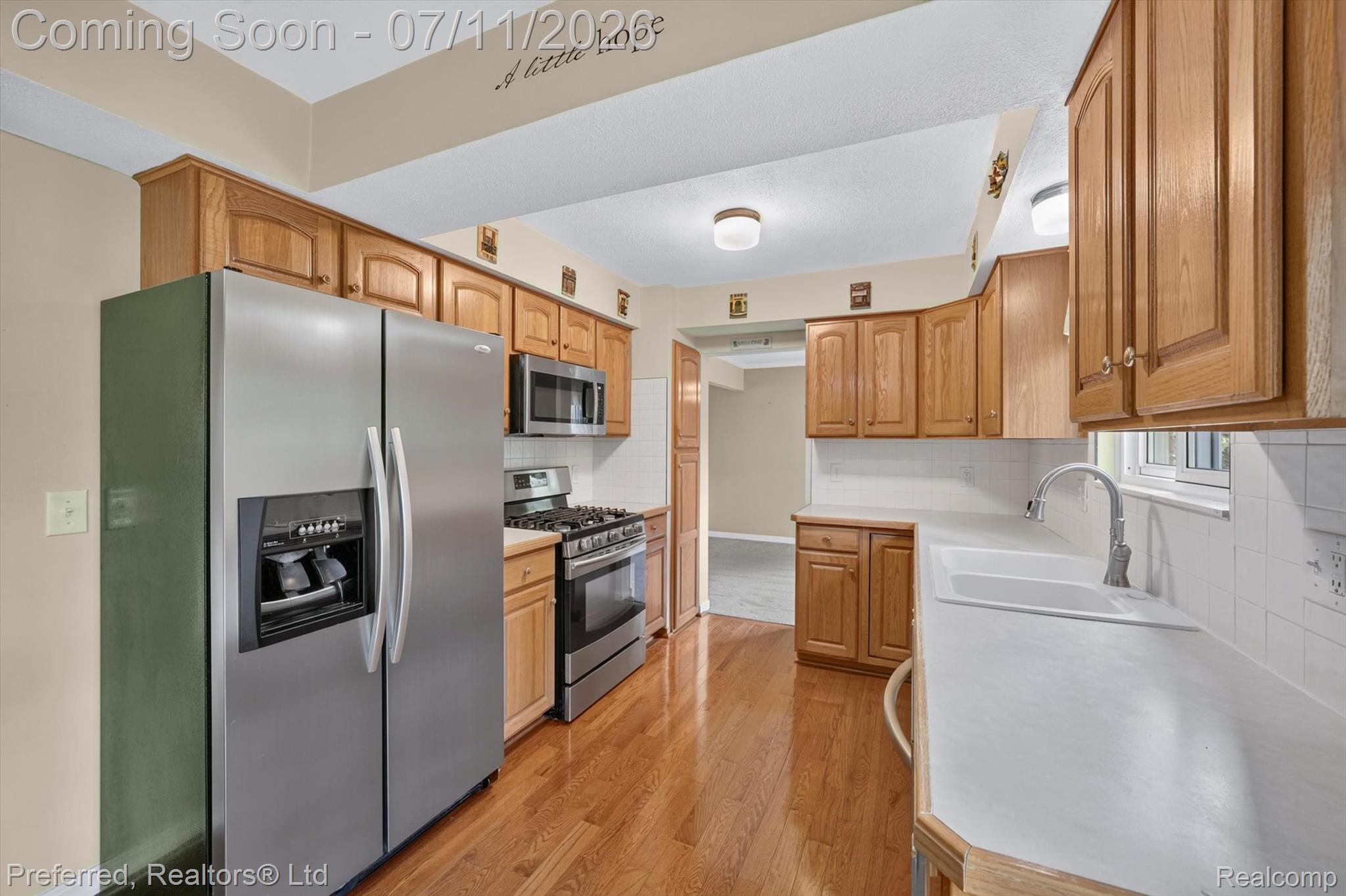 46596 Maidstone Road Canton, MI 48187 - Photo 16 of 61 m18.jpg