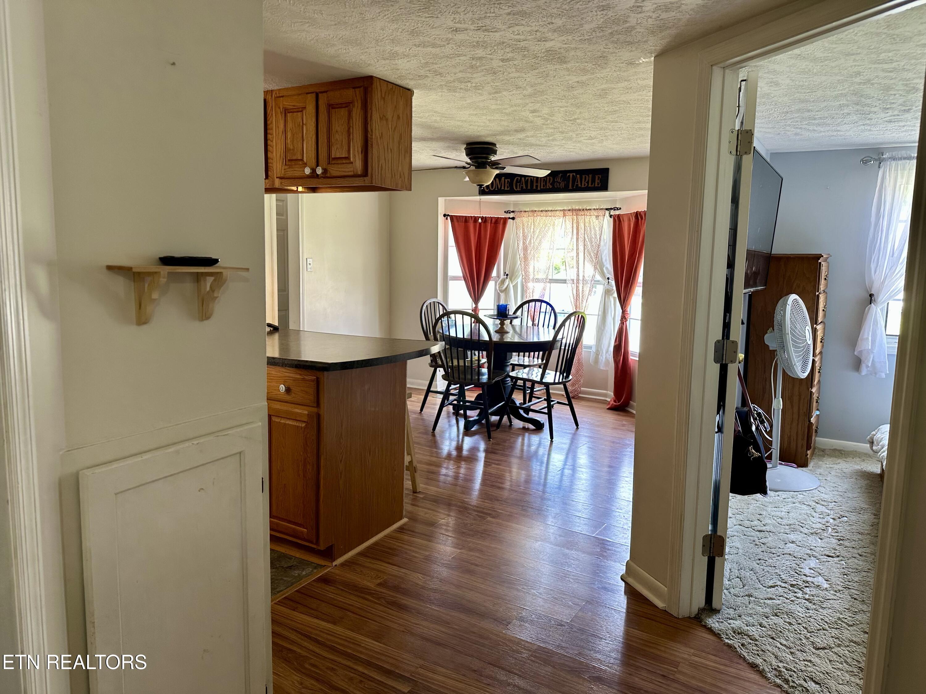 505 Cherokee Avenue Clinton, TN 37716 - Photo 19 of 32 IMG_7144