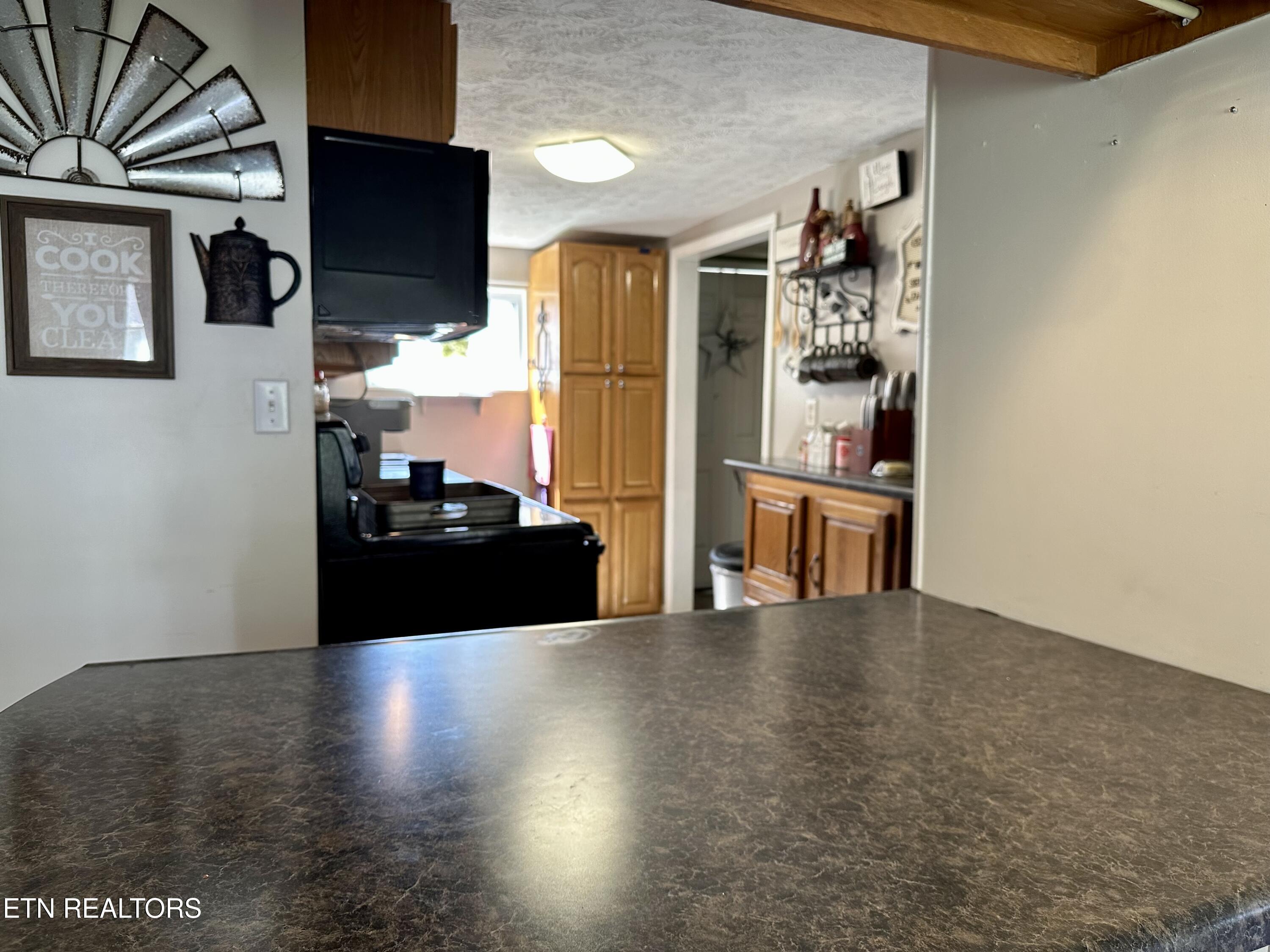 505 Cherokee Avenue Clinton, TN 37716 - Photo 27 of 32 IMG_7136