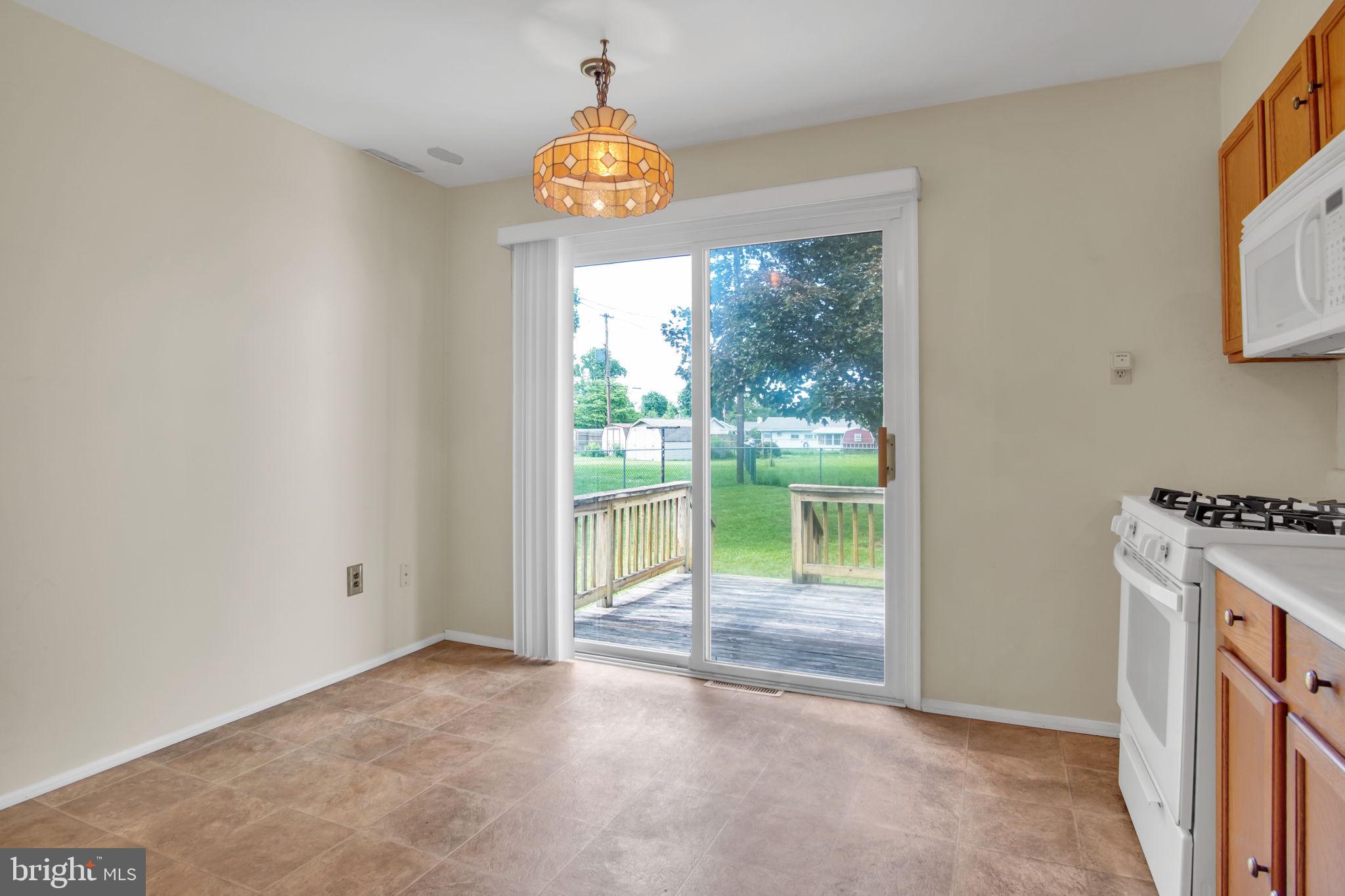 844 Gunnison Road York, PA 17404 - Photo 18 of 34
