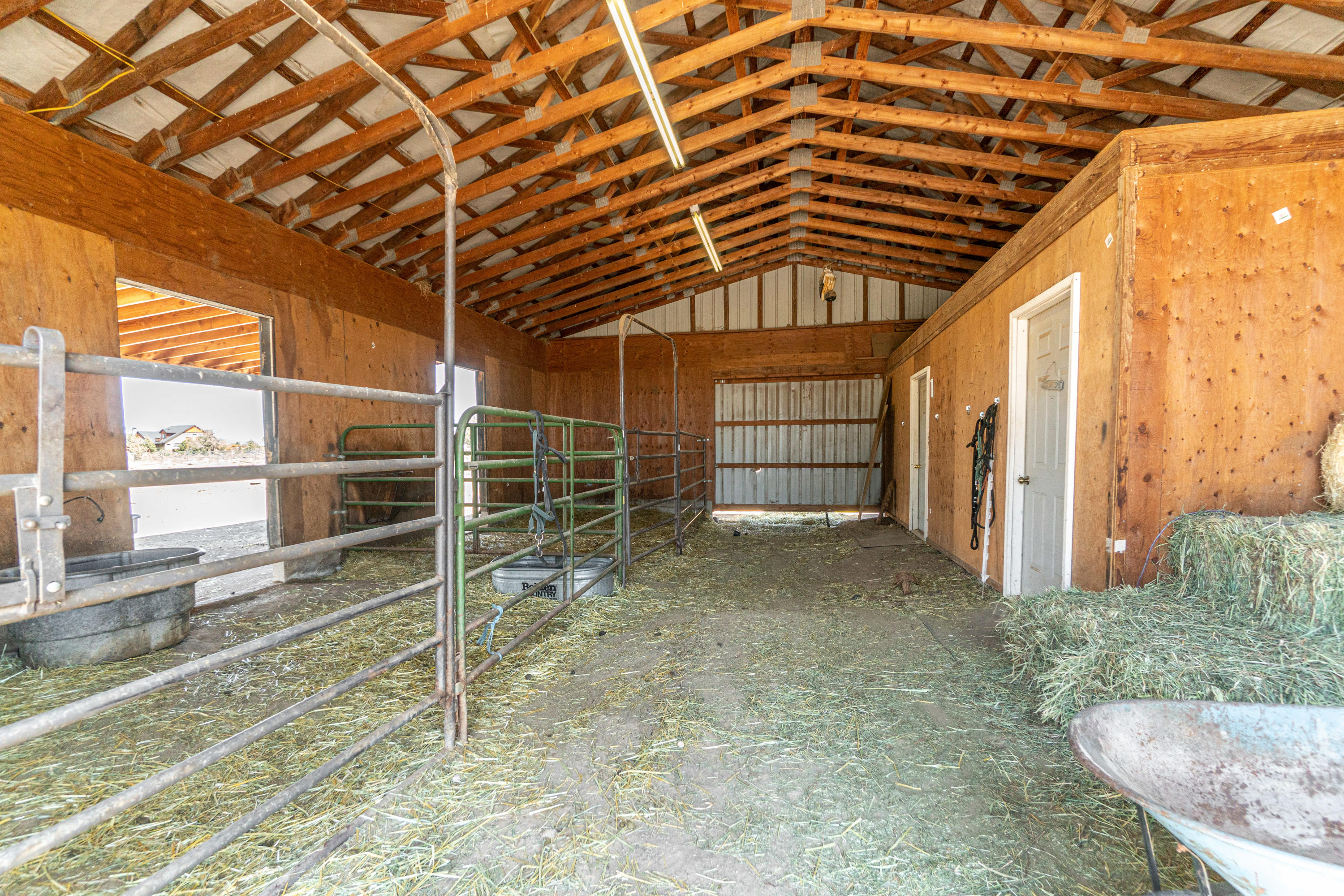 1422 Southwest Bent Loop Powell Butte, OR 97753 - Photo 12 of 47 1422BentLp_Barn3
