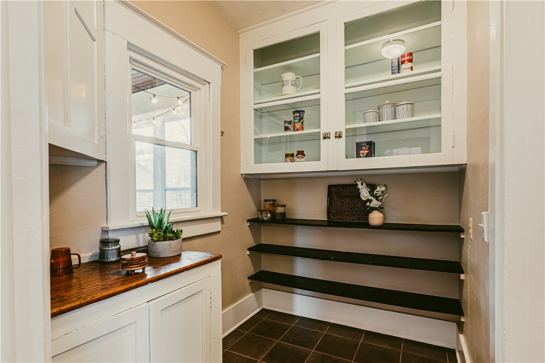 332 Mt Vernon Avenue Rochester, NY 14620 - Photo 13 of 38