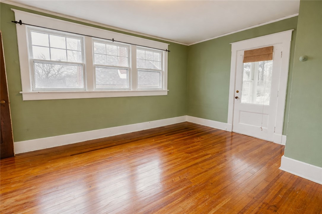 332 Mt Vernon Avenue Rochester, NY 14620 - Photo 26 of 38 This image has been virtually retouched.