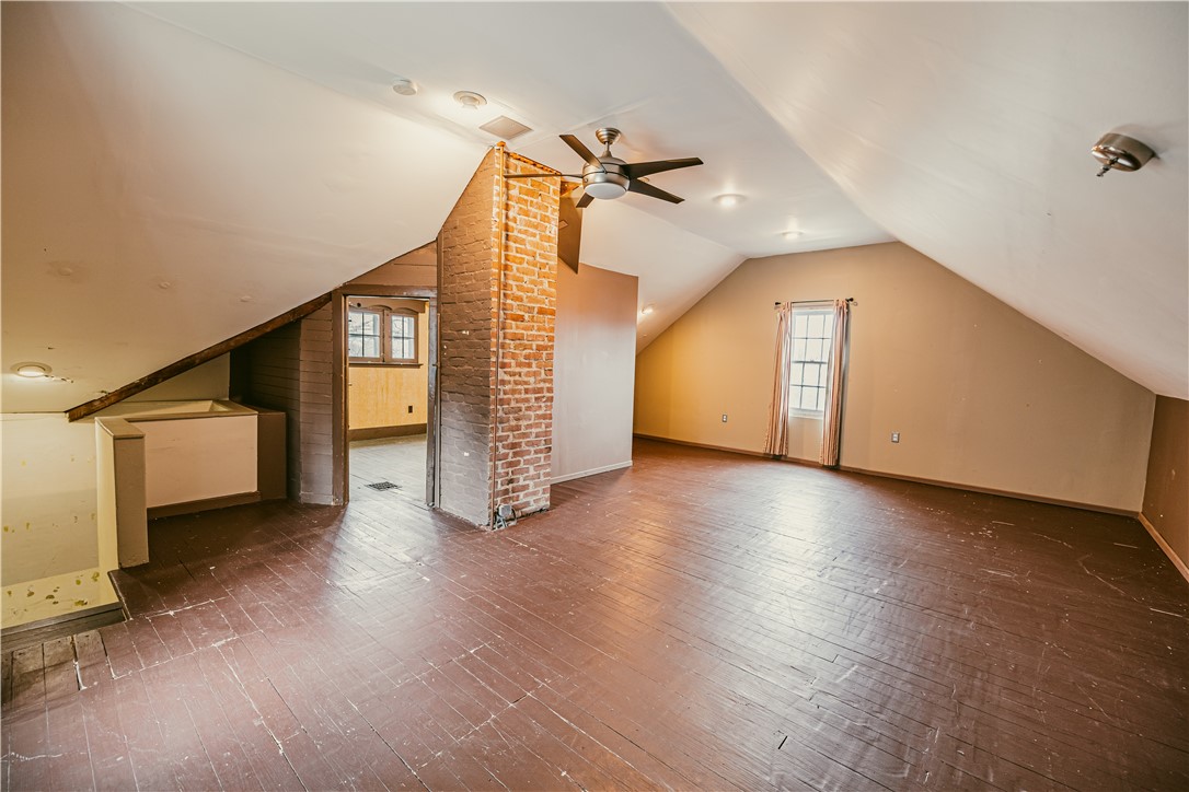 332 Mt Vernon Avenue Rochester, NY 14620 - Photo 34 of 38