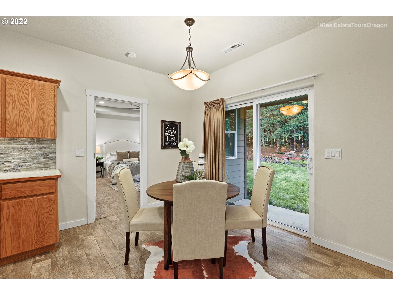 12380 Northeast Red Hills Road Newberg, OR 97132 - Photo 12 of 32 Gallery Image 12