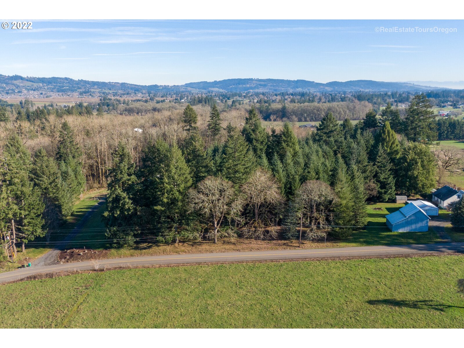 12380 Northeast Red Hills Road Newberg, OR 97132 - Photo 30 of 32 Gallery Image 30