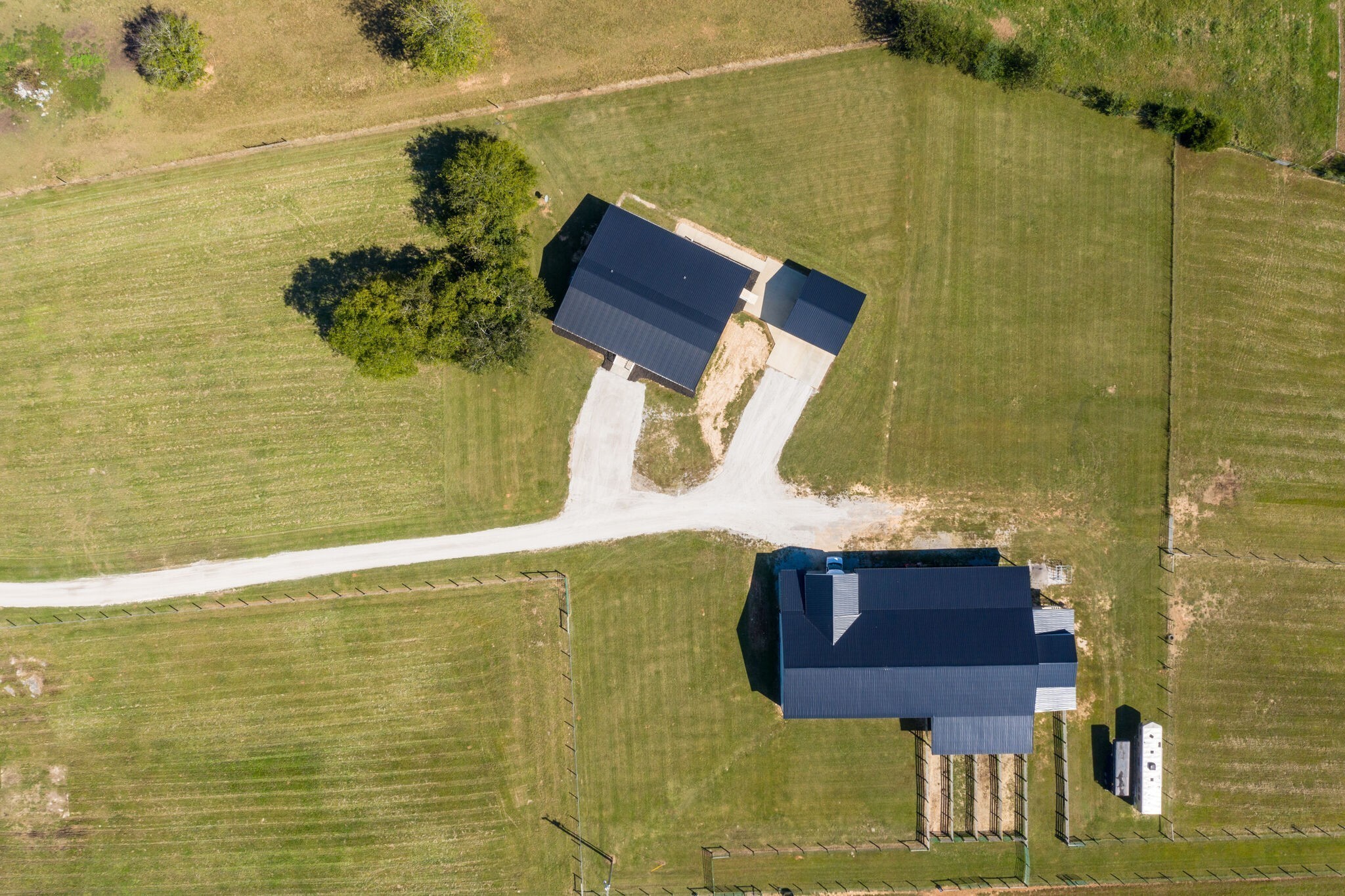 103 Heath Branch Road Chapel Hill, TN 37034 - Photo 43 of 49 a bathroom with a shower