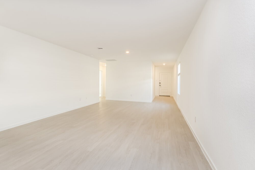 1536 Sunset Ridge Drive Conroe, TX 77306 - Photo 5 of 16