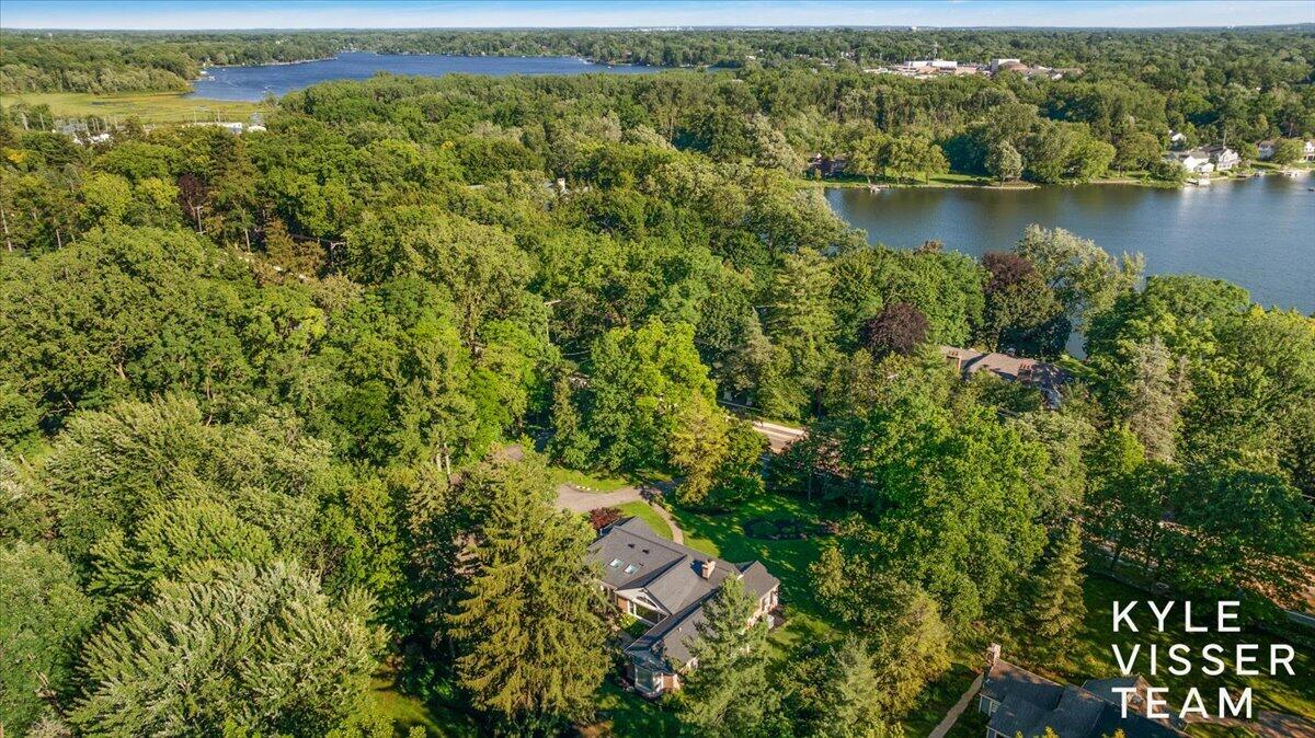 2089 Robinson Road Southeast Grand Rapids, MI 49506 - Photo 70 of 73 Aerial View