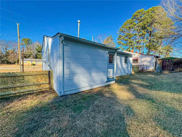 $165,000 | 1012 Meadowbrook Boulevard, High Point, NC 27260