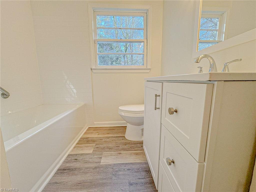 1012 Meadowbrook Boulevard High Point, NC 27260 - Photo 8 of 16