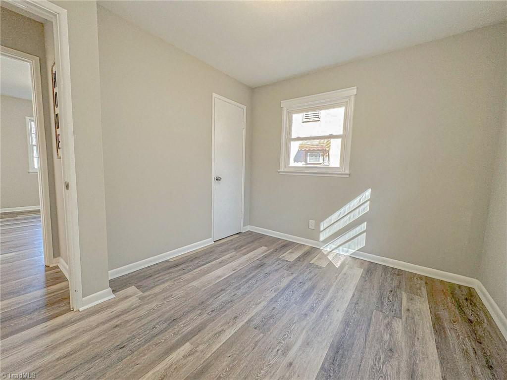 1012 Meadowbrook Boulevard High Point, NC 27260 - Photo 9 of 18