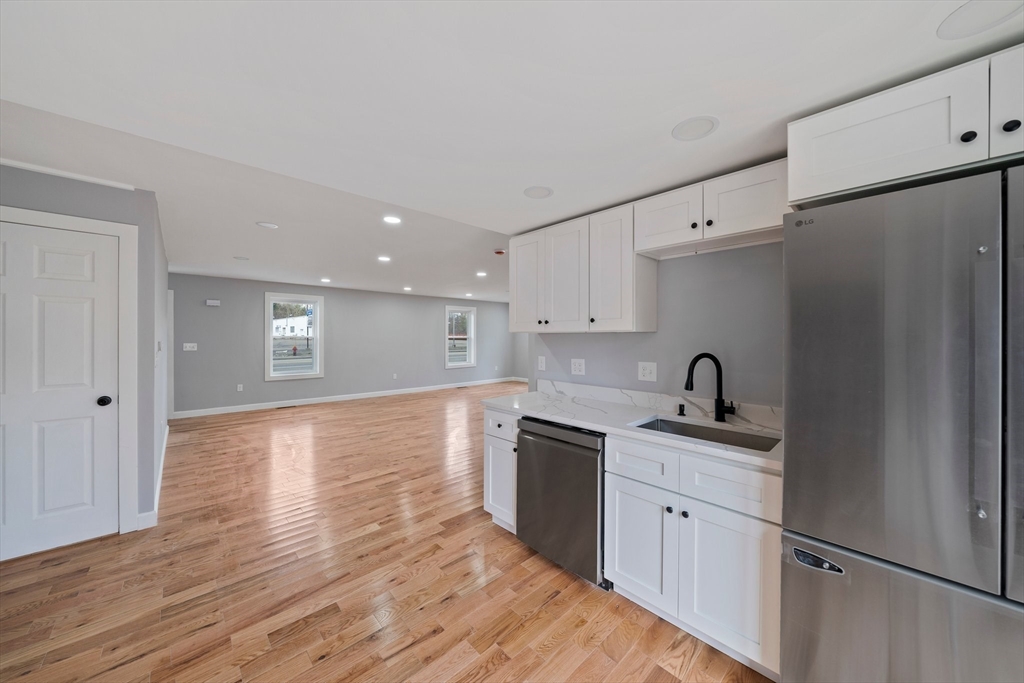 13 Broadway, Unit 2 Raynham, MA 02767 - Photo 6 of 33
