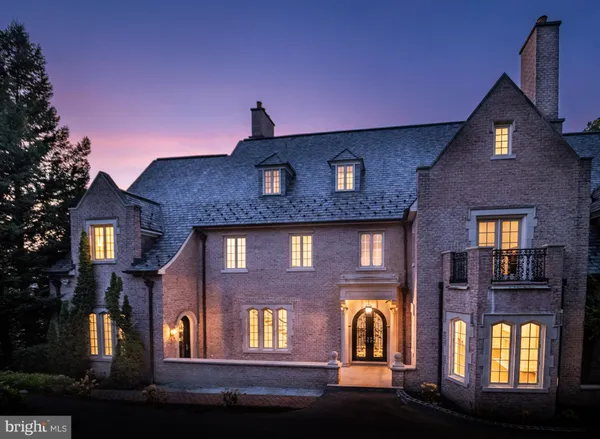 $11,500,000 | 4825 Dexter Terrace Northwest, Washington, DC 20007