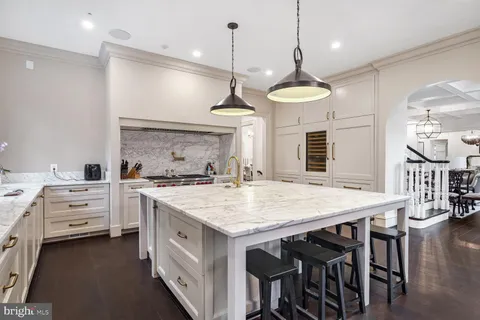 $11,500,000 | 4825 Dexter Terrace Northwest, Washington, DC 20007