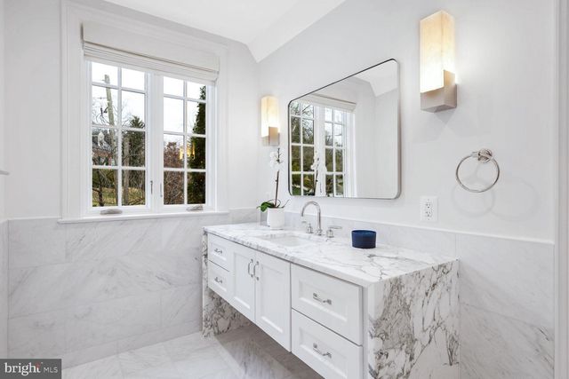 $11,500,000 | 4825 Dexter Terrace Northwest, Washington, DC 20007