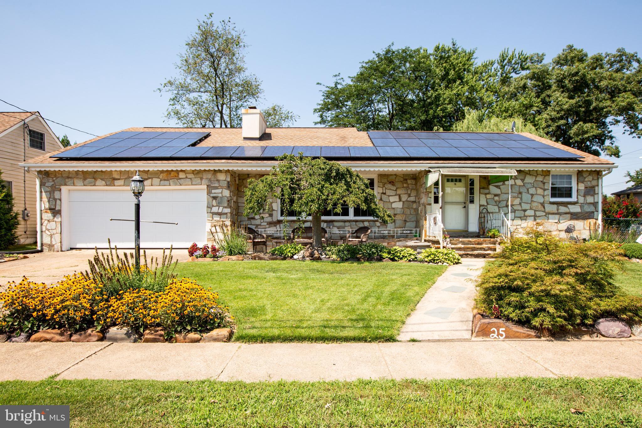 25 Alton Road Hamilton, NJ 08619 - Photo 1 of 22 Gallery Image 1