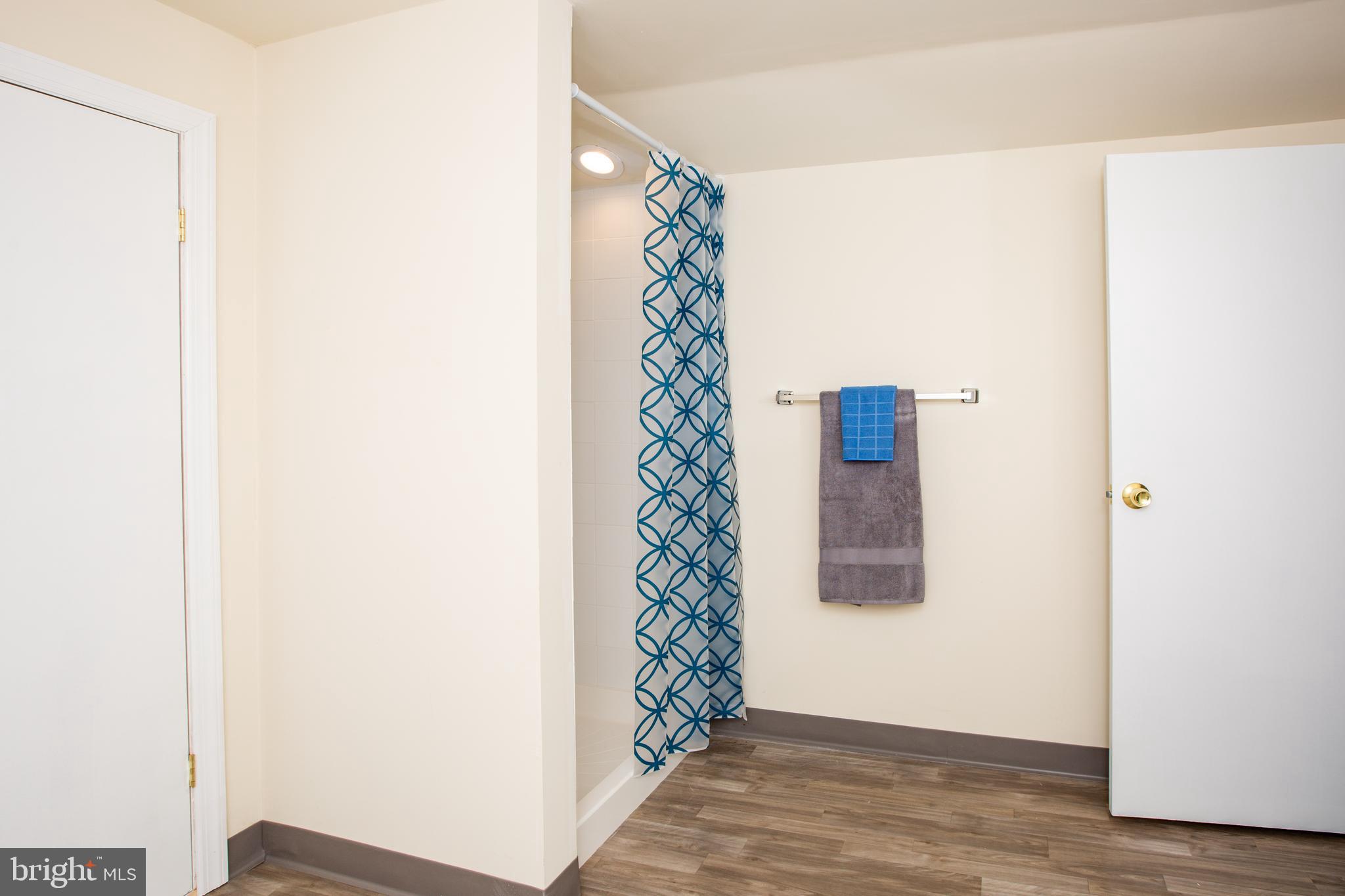 25 Alton Road Hamilton, NJ 08619 - Photo 17 of 22 Gallery Image 17