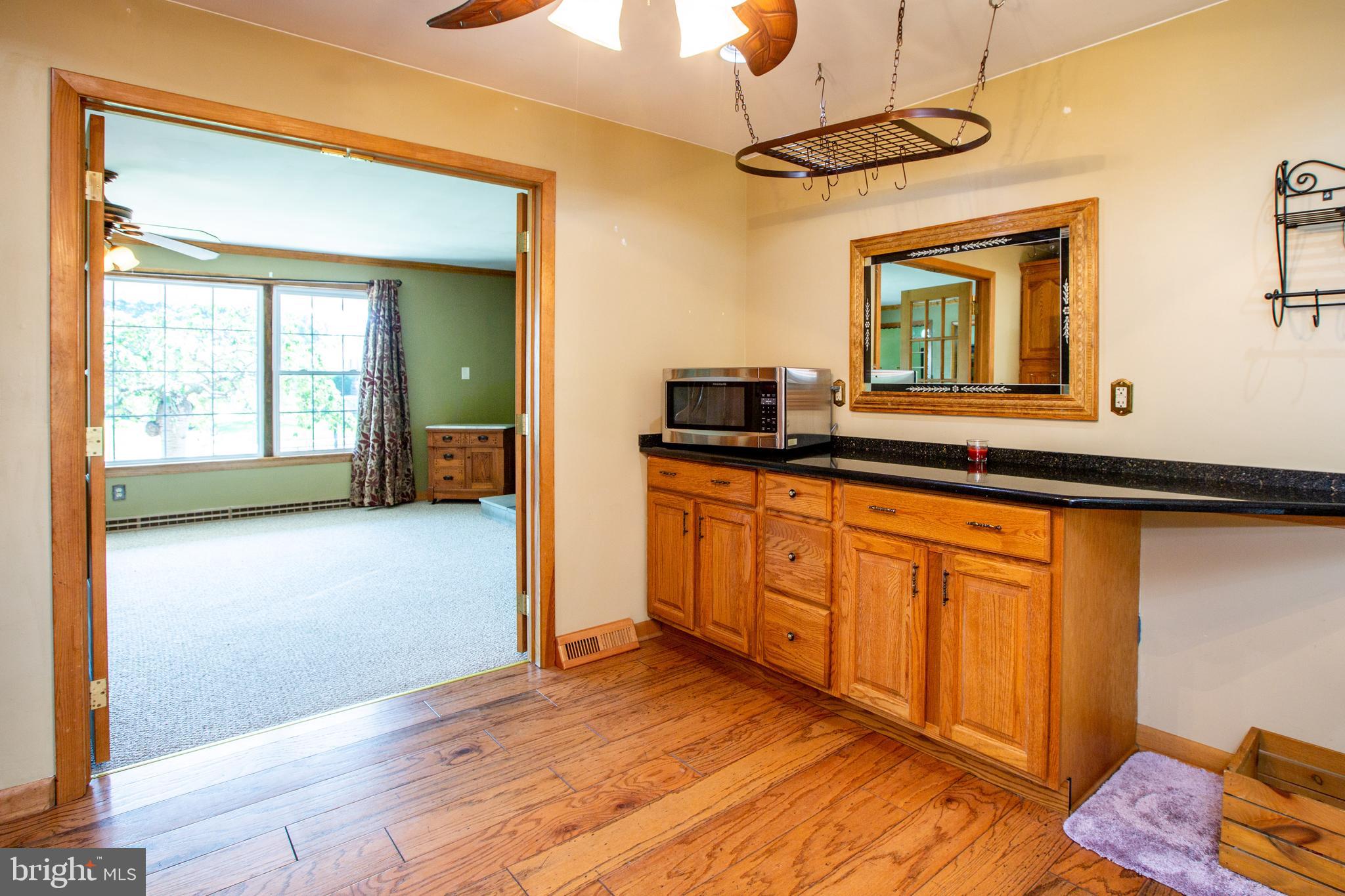 25 Alton Road Hamilton, NJ 08619 - Photo 8 of 22 Gallery Image 8