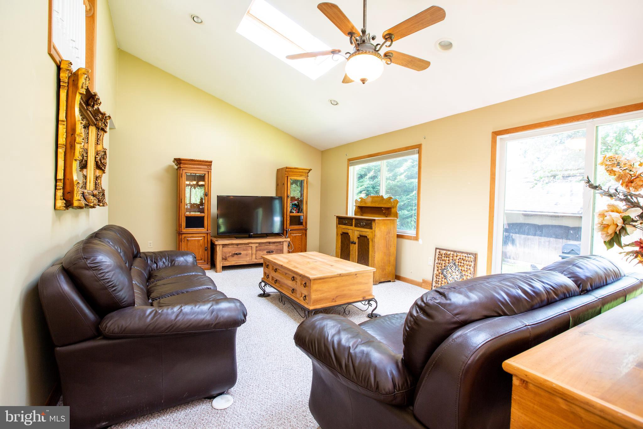 25 Alton Road Hamilton, NJ 08619 - Photo 10 of 22 Gallery Image 10
