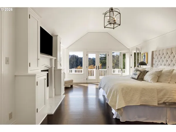 $2,195,000 | 806 Southwest Davenport Street, Portland, OR 97201