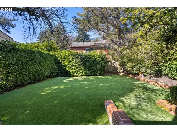 $2,195,000 | 806 Southwest Davenport Street, Portland, OR 97201