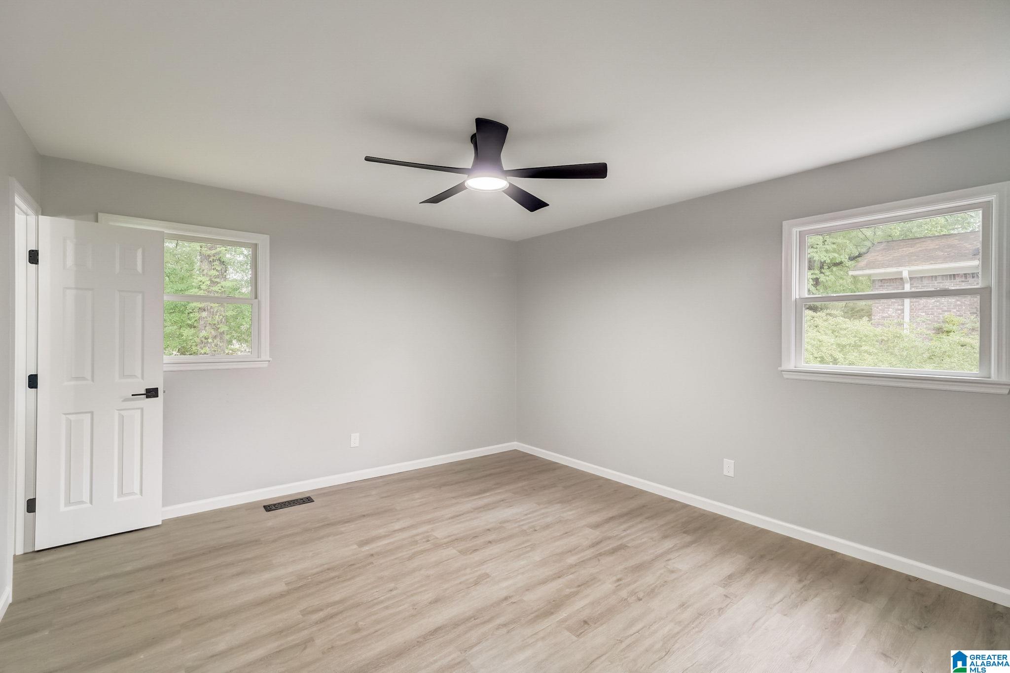 2039 Arnold Road Birmingham, AL 35216 - Photo 13 of 25