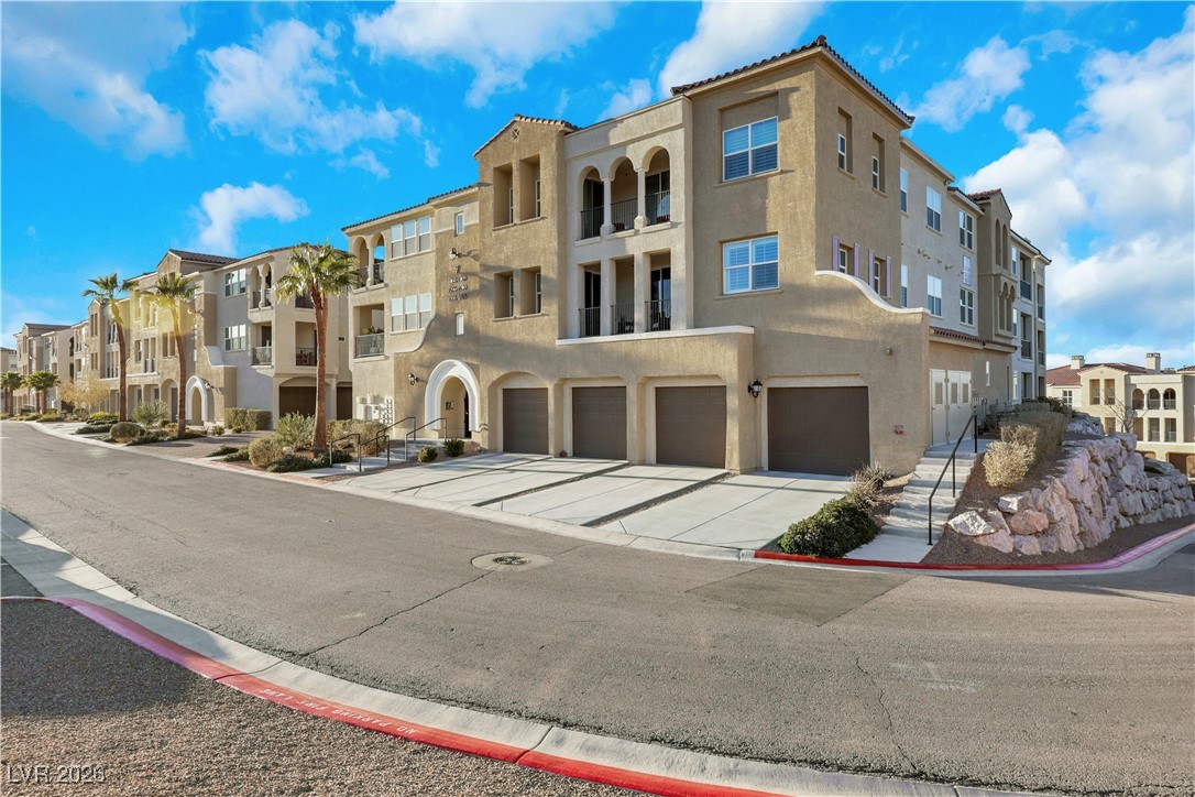 2555 Hampton Road, Unit 7202 Henderson, NV 89052 - Photo 3 of 38