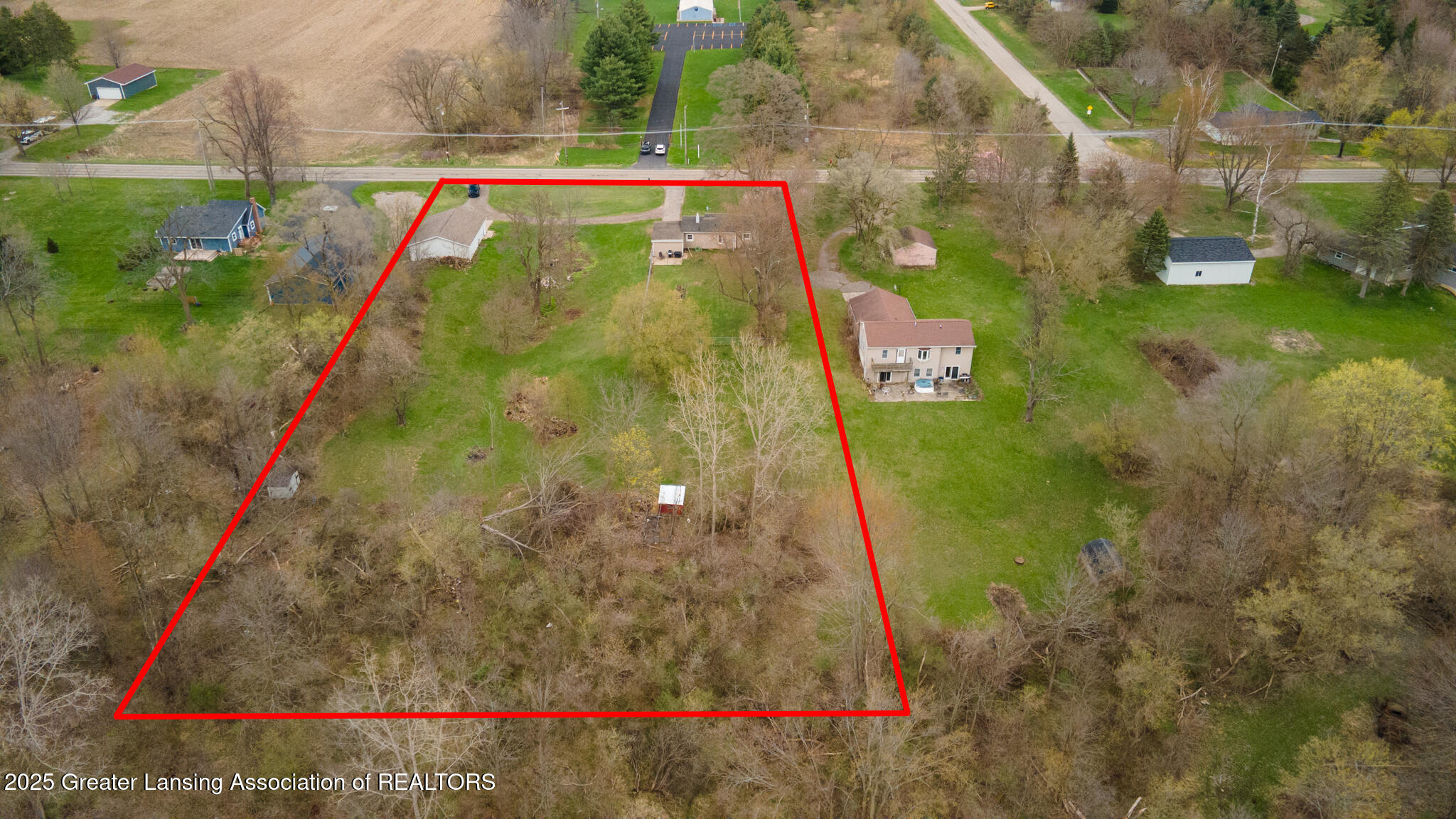 15412 Airport Road Lansing, MI 48906 - Photo 3 of 27 3