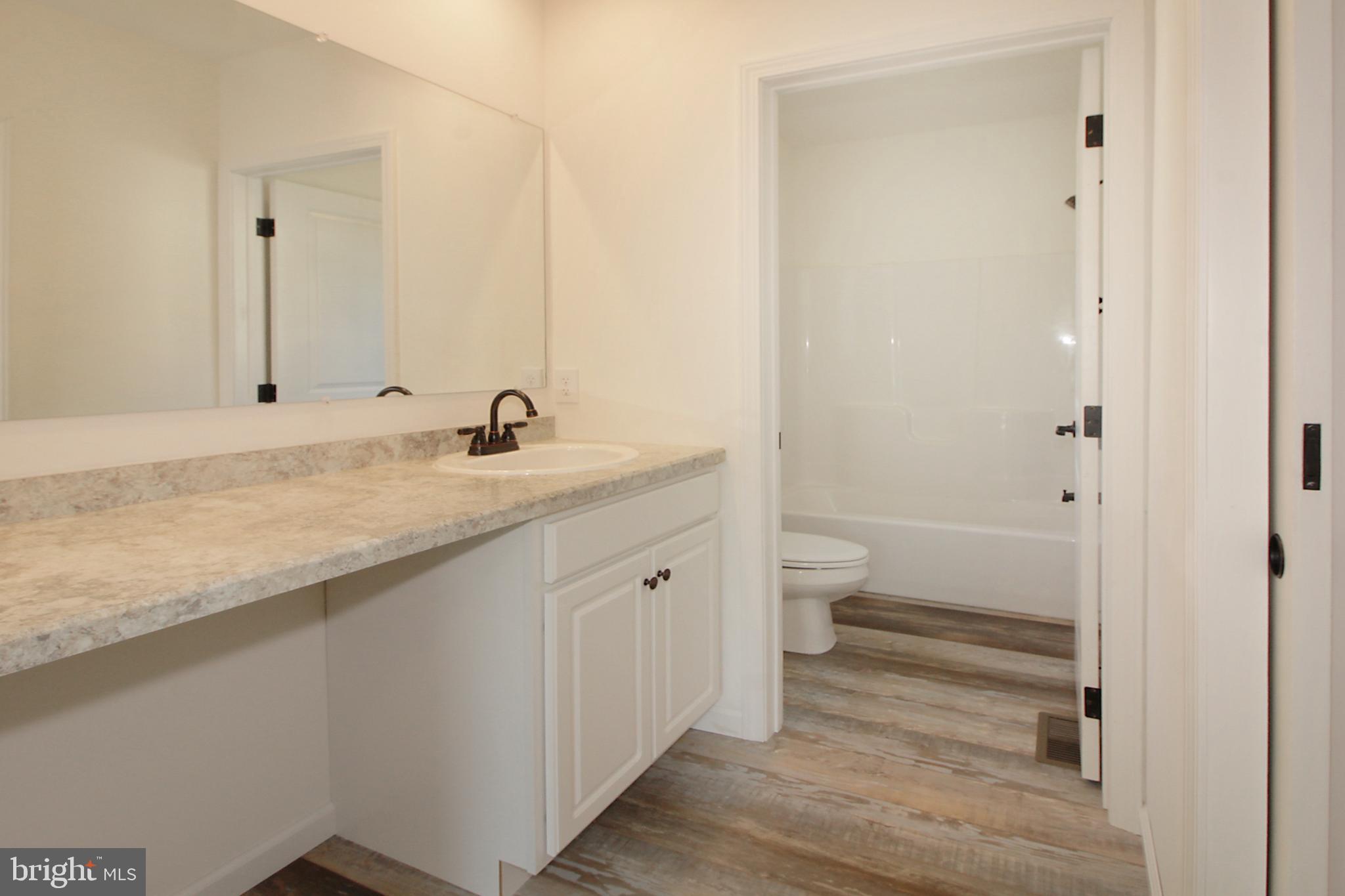 1812 Magnolia Road Vineland, NJ 08361 - Photo 10 of 15 Master Bath
