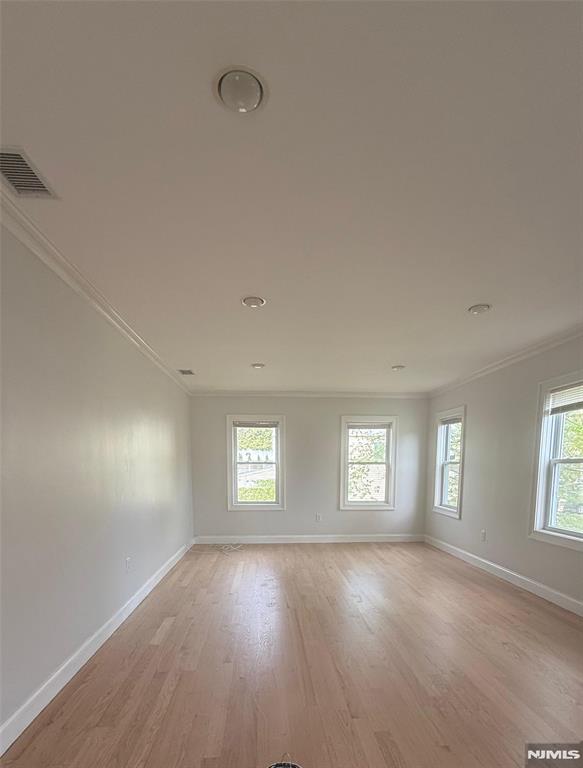 11 Blanche Avenue, Unit 2 Demarest, NJ 07627 - Photo 4 of 26