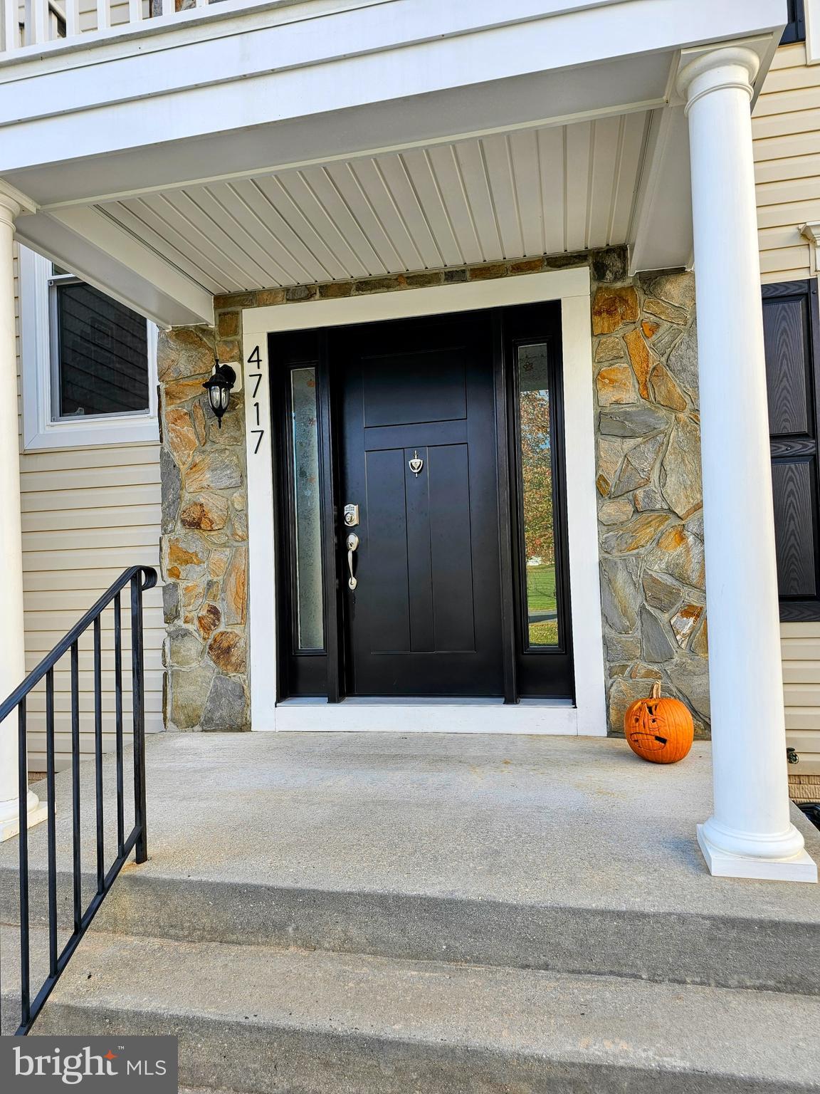 4717 Rossford Circle Rosedale, MD 21237 - Photo 4 of 67 Brand New Front Door