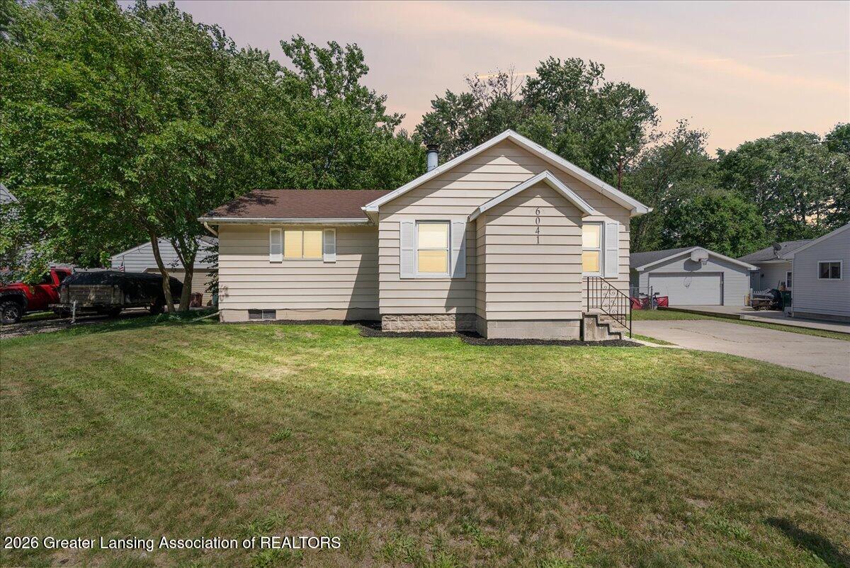 6041 Hilliard Road Lansing, MI 48911 - Photo 1 of 26 01-Media Jett - 26