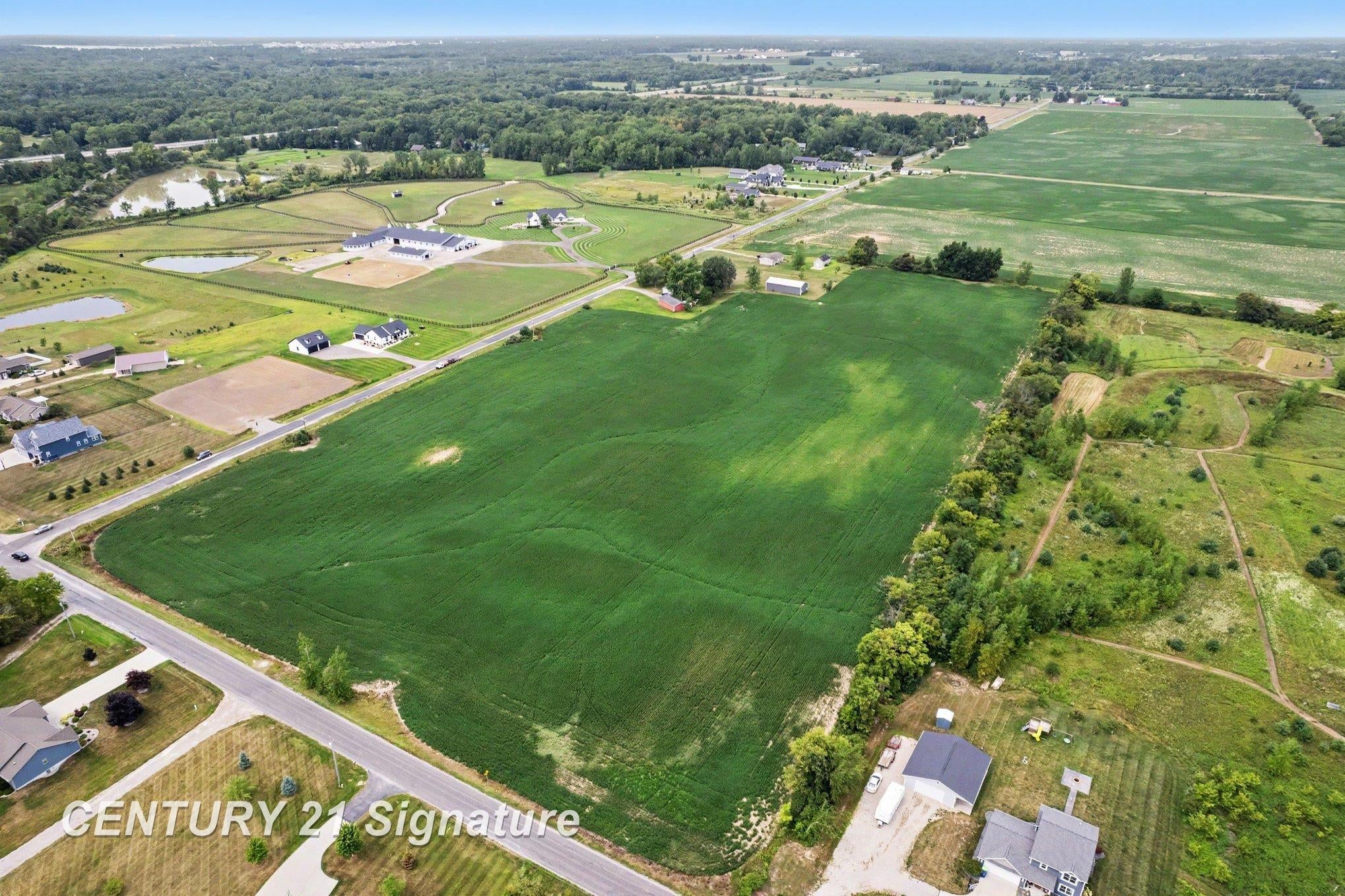 9000 Carter Road Freeland, MI 48623 - Photo 10 of 25 Gallery Image 10