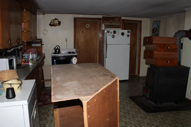 $60,000 | 640 Frenchville Road, Ashland, ME 04732