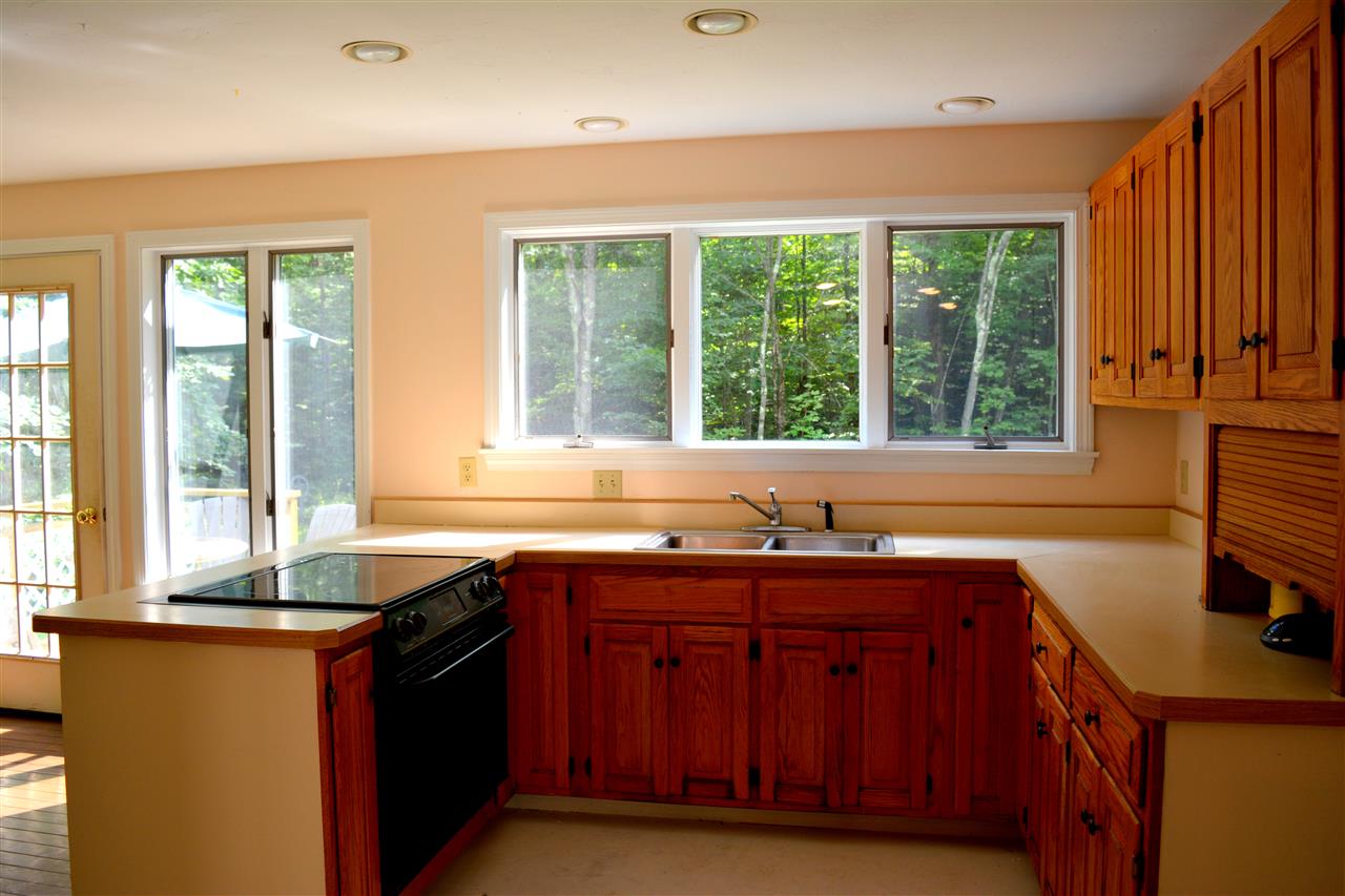 147 Brighton Road Croydon, NH 03773 - Photo 5 of 24