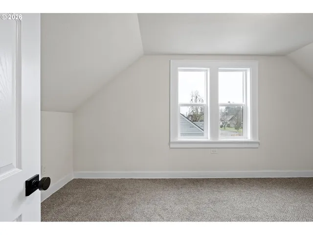 $395,000 | 1357 E Street, Springfield, OR 97477