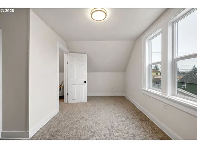 $395,000 | 1357 E Street, Springfield, OR 97477