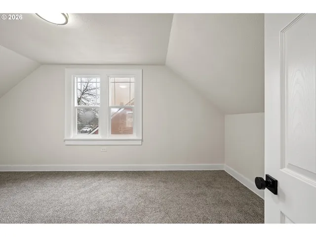 $395,000 | 1357 E Street, Springfield, OR 97477