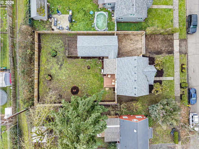 $395,000 | 1357 E Street, Springfield, OR 97477