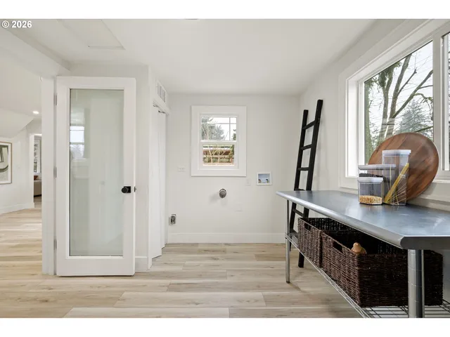 $395,000 | 1357 E Street, Springfield, OR 97477