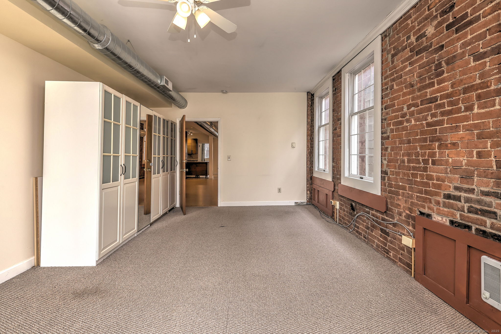 844 Grand Avenue, Unit 2 New Haven, CT 06511 - Photo 25 of 36 a view of an empty room