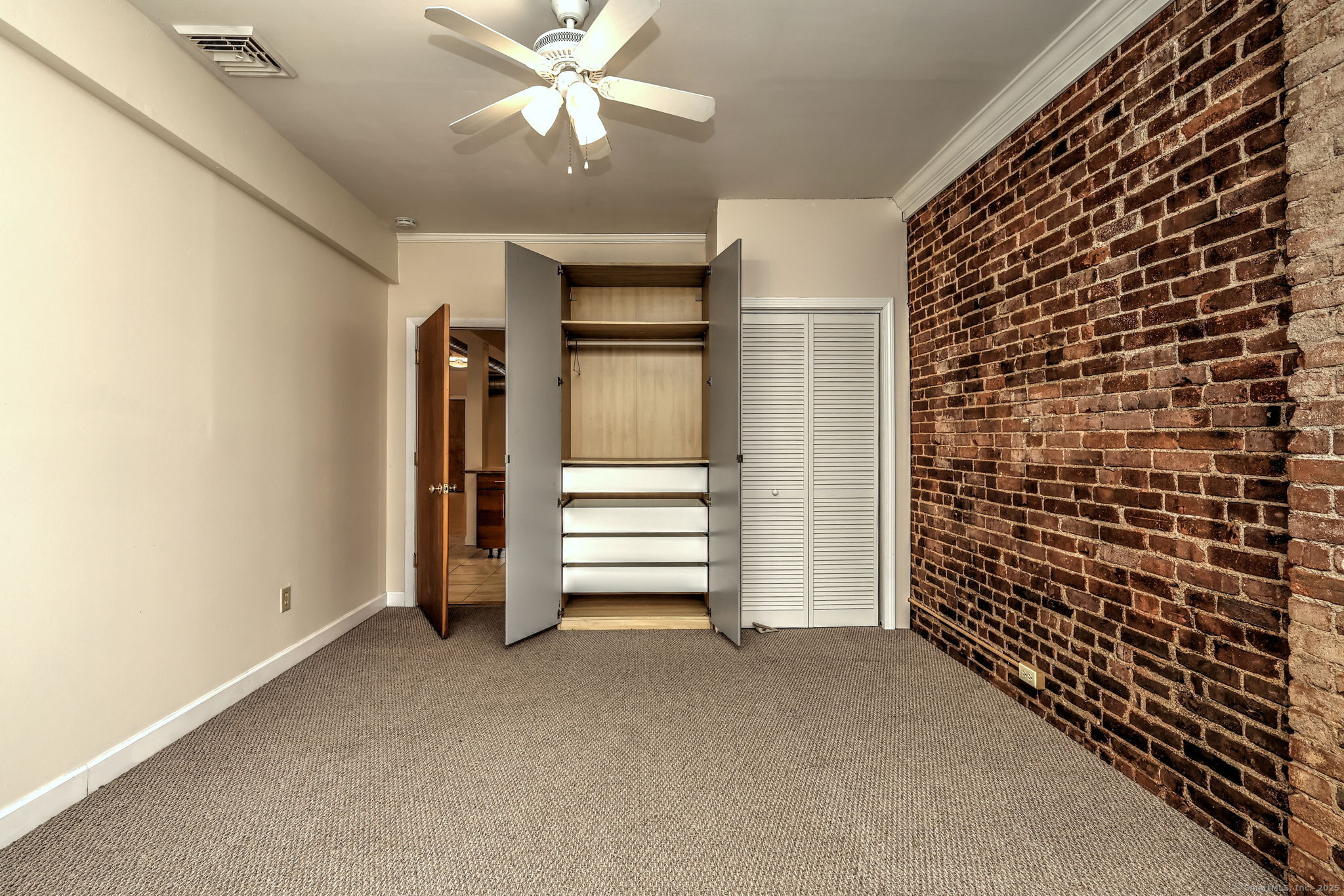 844 Grand Avenue, Unit 2 New Haven, CT 06511 - Photo 31 of 36