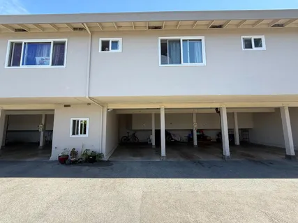 a front view of house with yard